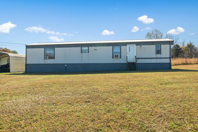 473 Holcomb Rd, Mcminnville, TN 37110