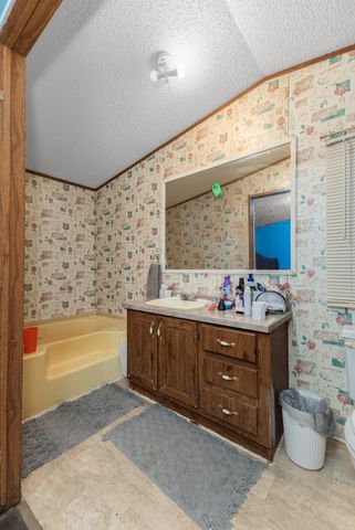 473 Holcomb Rd, Mcminnville, TN 37110