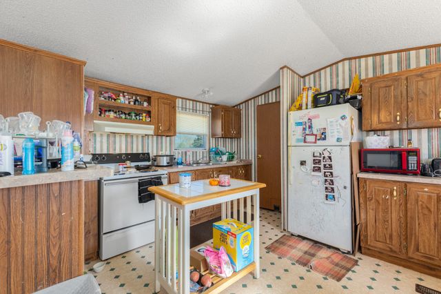 473 Holcomb Rd, Mcminnville, TN 37110