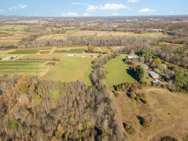 473 Holcomb Rd, Mcminnville, TN 37110