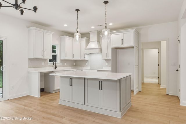 1204 Divot Way, Simpsonville, KY 40067
