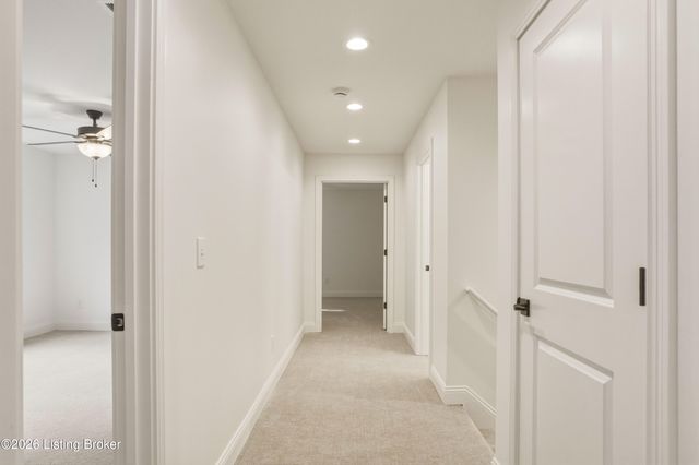 1204 Divot Way, Simpsonville, KY 40067