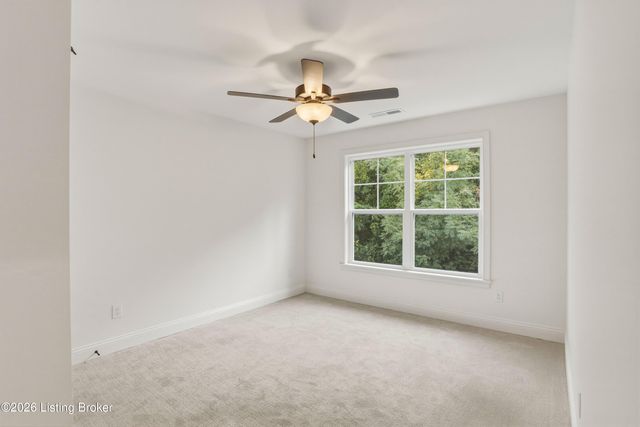 1204 Divot Way, Simpsonville, KY 40067