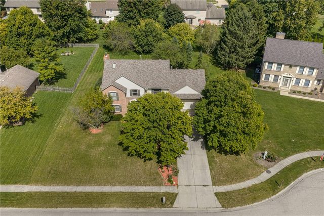2895 Cobblestone Crossing Court, Centerville, OH 45458