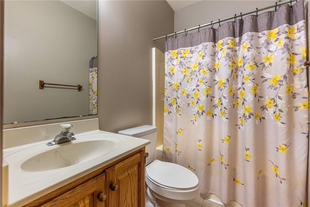 2895 Cobblestone Crossing Court, Centerville, OH 45458