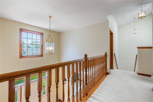 2895 Cobblestone Crossing Court, Centerville, OH 45458