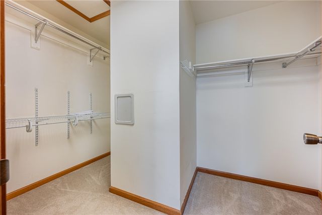 2895 Cobblestone Crossing Court, Centerville, OH 45458