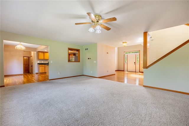 2895 Cobblestone Crossing Court, Centerville, OH 45458