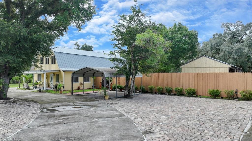 123 Riverbend DR, LABELLE, FL 33935 — exterior