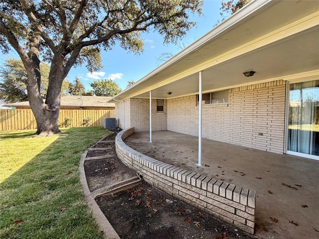 4737 Thunder Road, Dallas, TX 75244