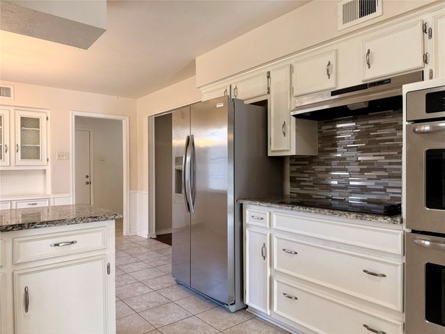 4737 Thunder Road, Dallas, TX 75244