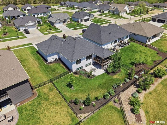 8833 Calamus River Road, Lincoln, NE 68520