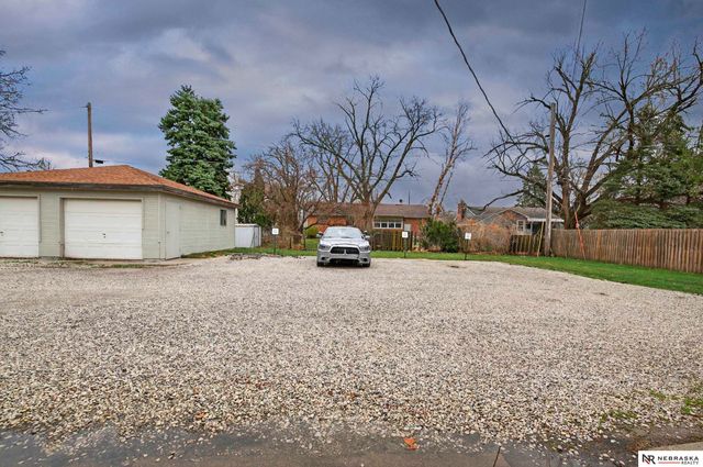 1102-1108 N L Street, Fremont, NE 68025
