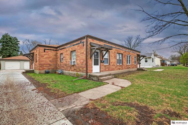 1102-1108 N L Street, Fremont, NE 68025