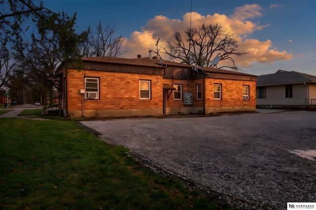 1102-1108 N L Street, Fremont, NE 68025