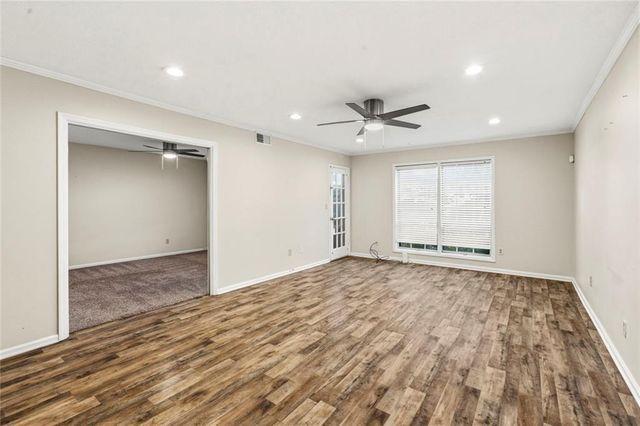 6851 Roswell Road D-15, Atlanta, GA 30328
