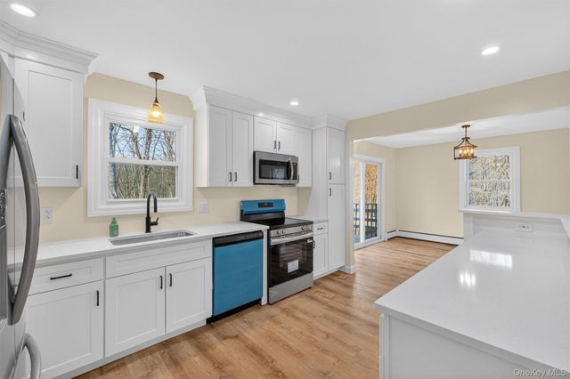 1360 State Route 208, Wallkill, NY 12589