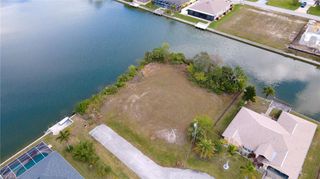 2217 NE 2nd ST, Cape Coral, FL 33909