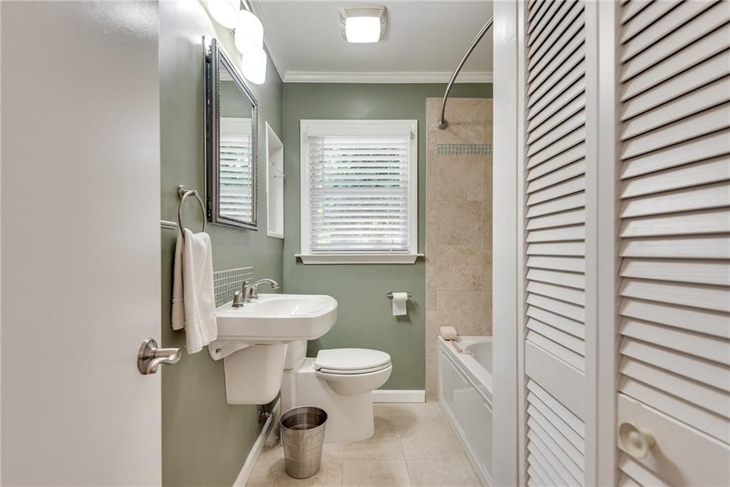 Image 26 of property listing at 2969 Judylyn Drive, Decatur, GA 30033