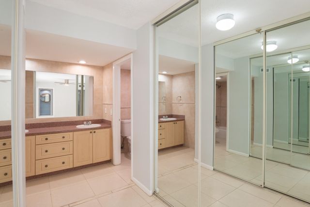 1700 Embassy Drive 305, West Palm Beach, FL 33401