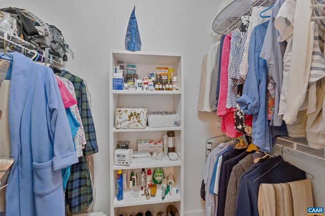 1772 HEARTHGLOW LN, Charlottesville, VA 22901