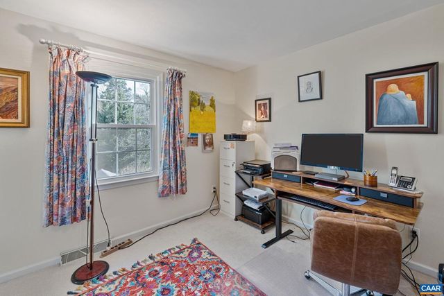 1772 HEARTHGLOW LN, Charlottesville, VA 22901