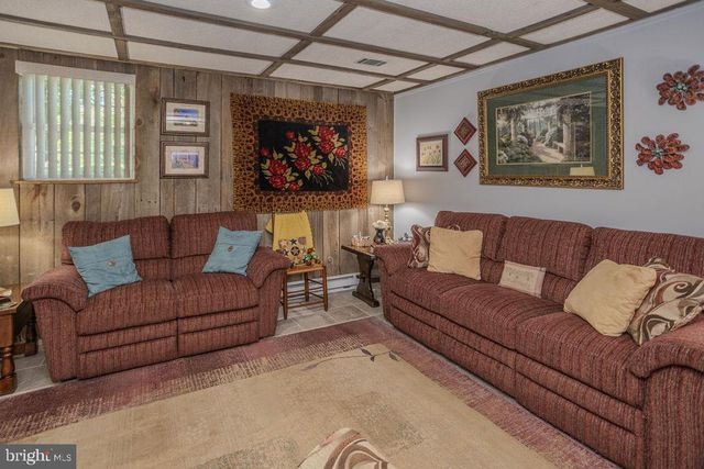 15 SMITHDALE ROAD, Shippensburg, PA 17257