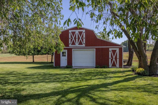15 SMITHDALE ROAD, Shippensburg, PA 17257