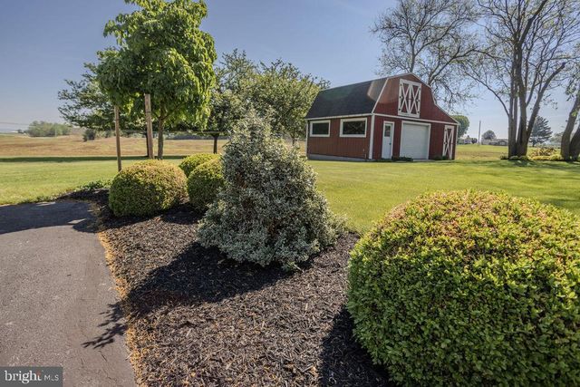15 SMITHDALE ROAD, Shippensburg, PA 17257