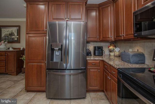 15 SMITHDALE ROAD, Shippensburg, PA 17257