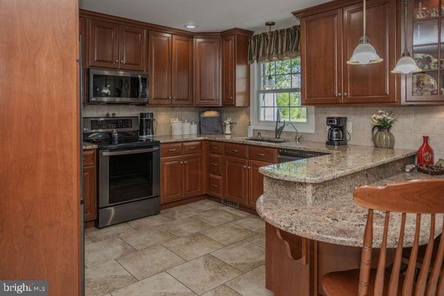 15 SMITHDALE ROAD, Shippensburg, PA 17257