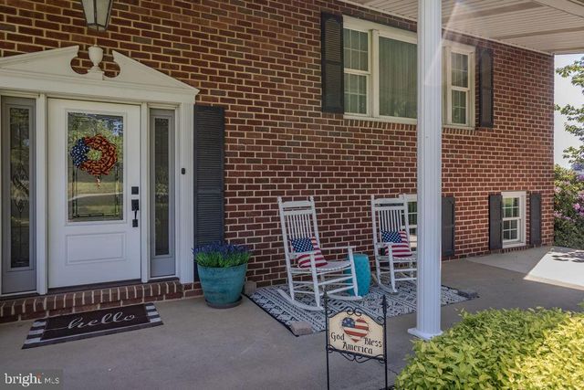15 SMITHDALE ROAD, Shippensburg, PA 17257