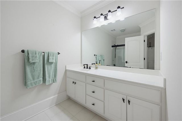 7090 Laurel Oak Drive, Suwanee, GA 30024
