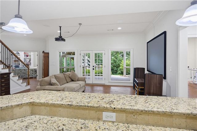 7090 Laurel Oak Drive, Suwanee, GA 30024