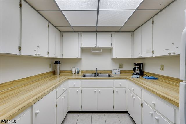7079 Cedarhurst DR, Fort Myers, FL 33919