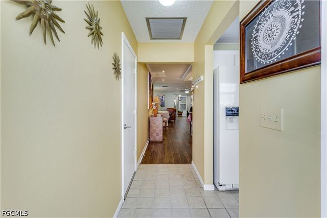 7079 Cedarhurst DR, Fort Myers, FL 33919