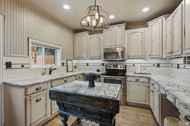 233 N G ST, Salt Lake City, UT 84103