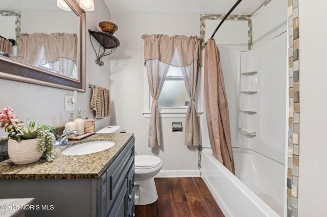 5264 Fairgreen Drive, Toledo, OH 43613