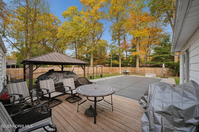 5264 Fairgreen Drive, Toledo, OH 43613