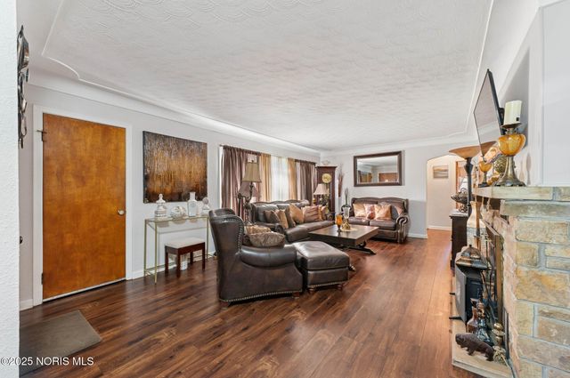 5264 Fairgreen Drive, Toledo, OH 43613