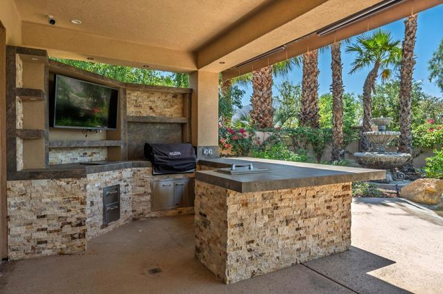 54245 Cananero Circle, La Quinta, CA 92253