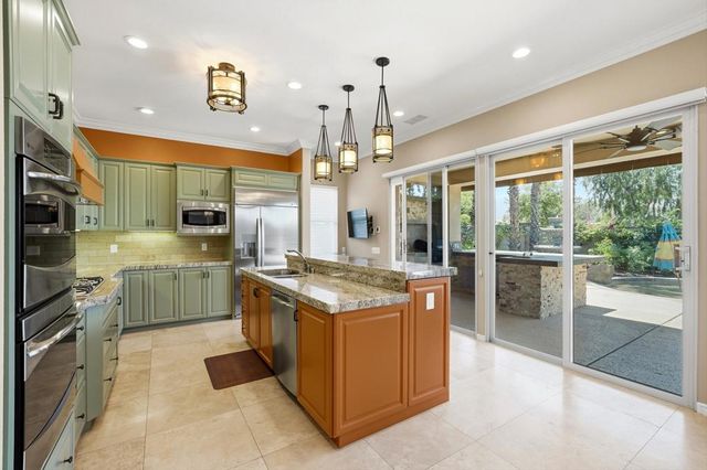 54245 Cananero Circle, La Quinta, CA 92253