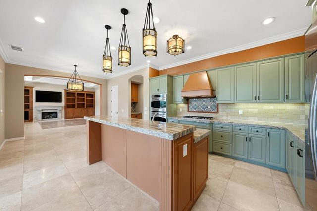 54245 Cananero Circle, La Quinta, CA 92253