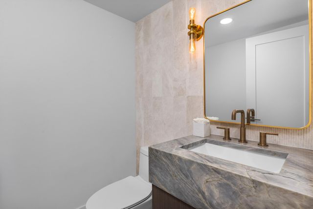 525 S Flagler Drive 23A, West Palm Beach, FL 33401