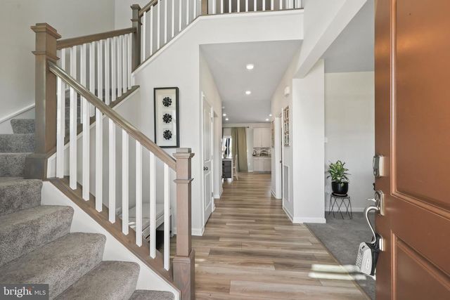 38 FELDBERG DR, Charles Town, WV 25414