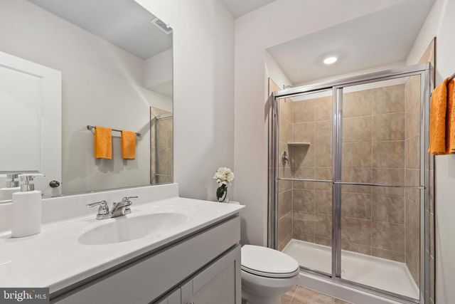 38 FELDBERG DR, Charles Town, WV 25414