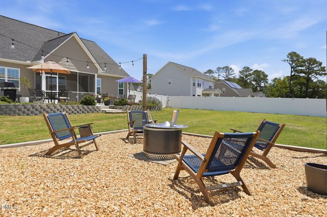 116 Looping Horse Circle, Angier, NC 27501