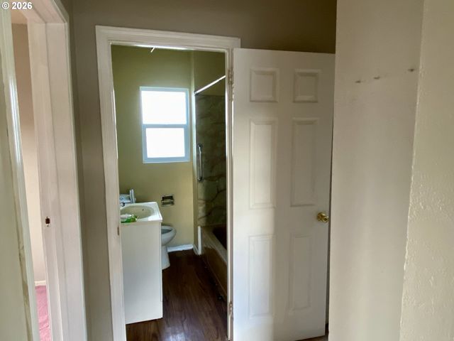 3727 Se 86TH Ave, Portland, OR 97266