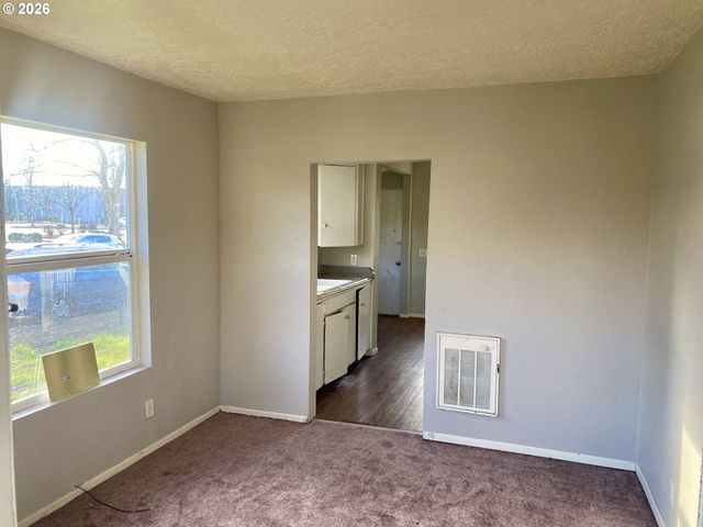 3727 Se 86TH Ave, Portland, OR 97266