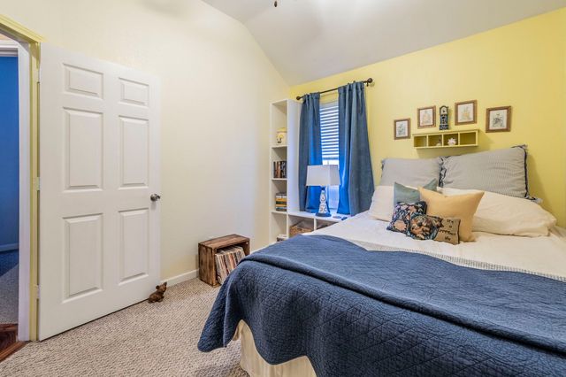 2124 Ridgecliff Drive, Keller, TX 76248